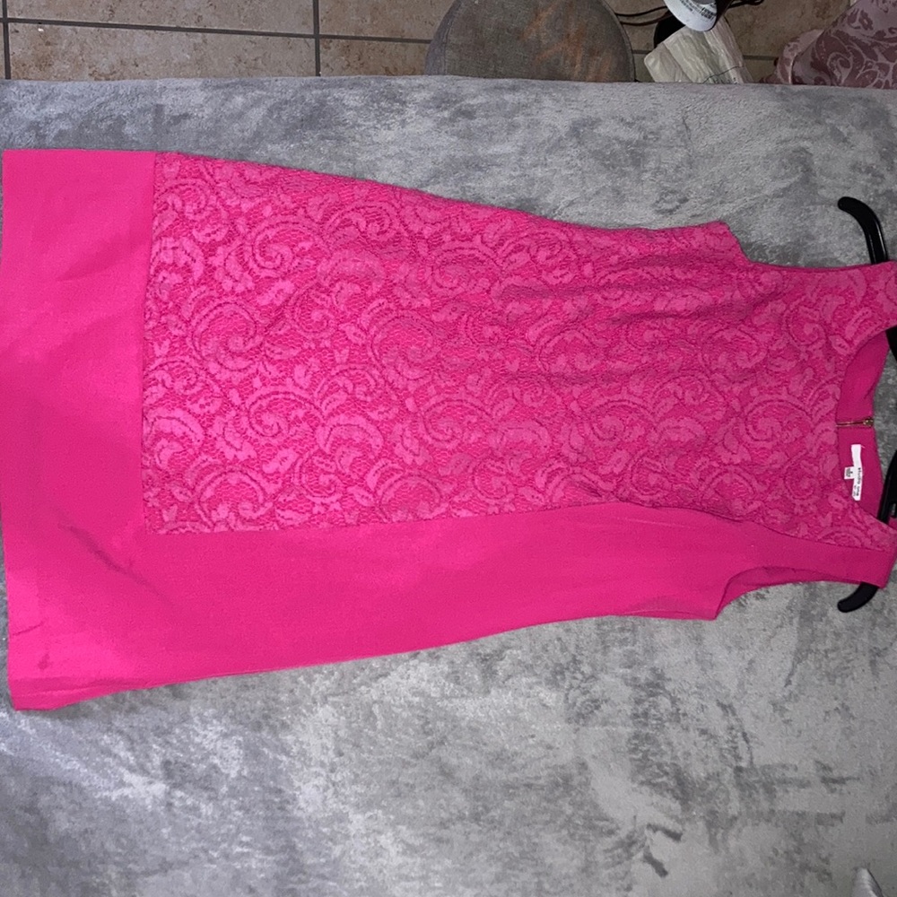 BEAUTIFUL LACE HOT PINK DRESS SEMI FORMAL- NEW!
